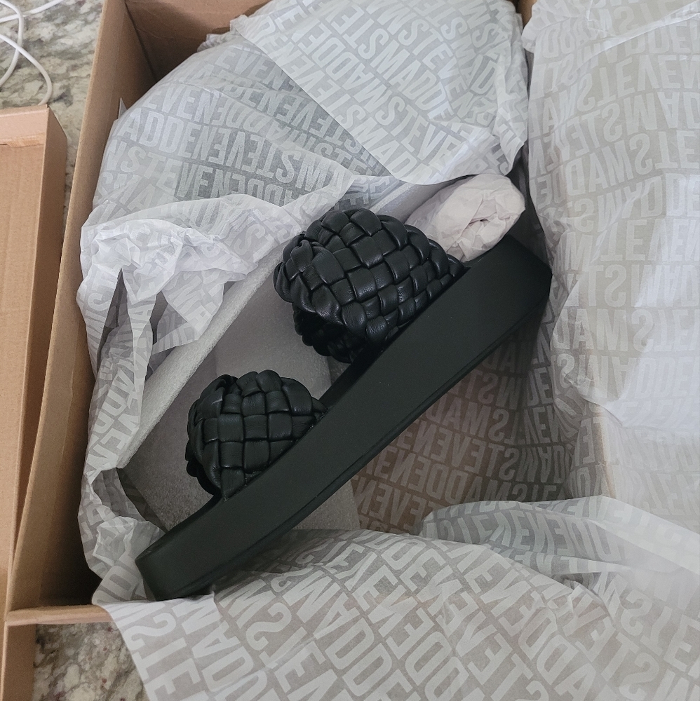 Steve Madden sandals - Picture 4 of 5
